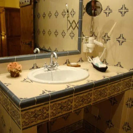 Dehesa Tres Riveros אתר נופש 3*